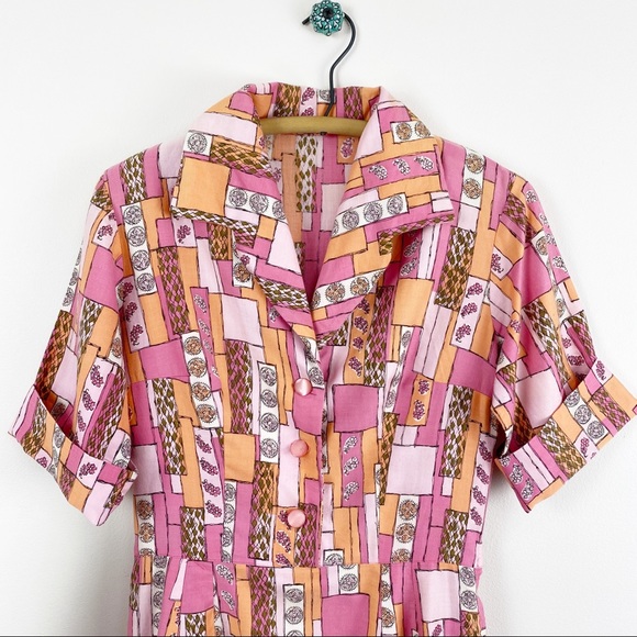 ❌SOLD❌VTG 60s Handmade Novelty Print House Dress - Picture 3 of 11